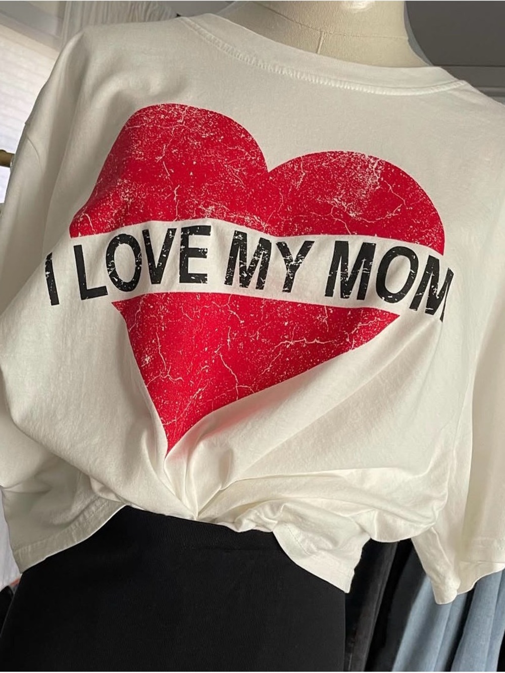 I Love My Mom Graphic Tee - White with Red Heart